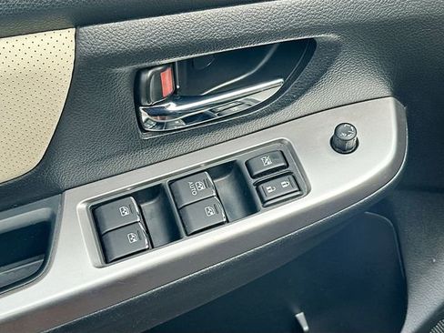 Used 2017 Subaru Crosstrek 2.0i Limited image 18