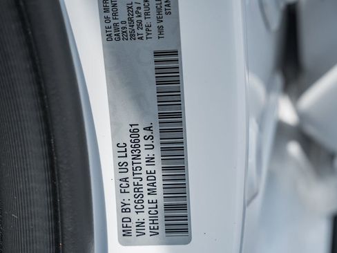 New 2026 RAM 1500 Laramie AWD/4WD image 48