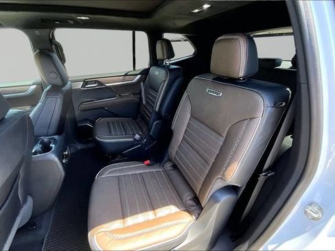 Used 2026 GMC Acadia Denali Ultimate AWD/4WD image 28