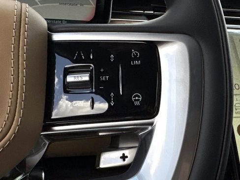 New 2026 Land Rover Range Rover SE image 29