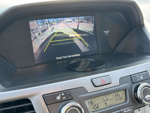 Used 2016 Honda Odyssey EX-L image 30