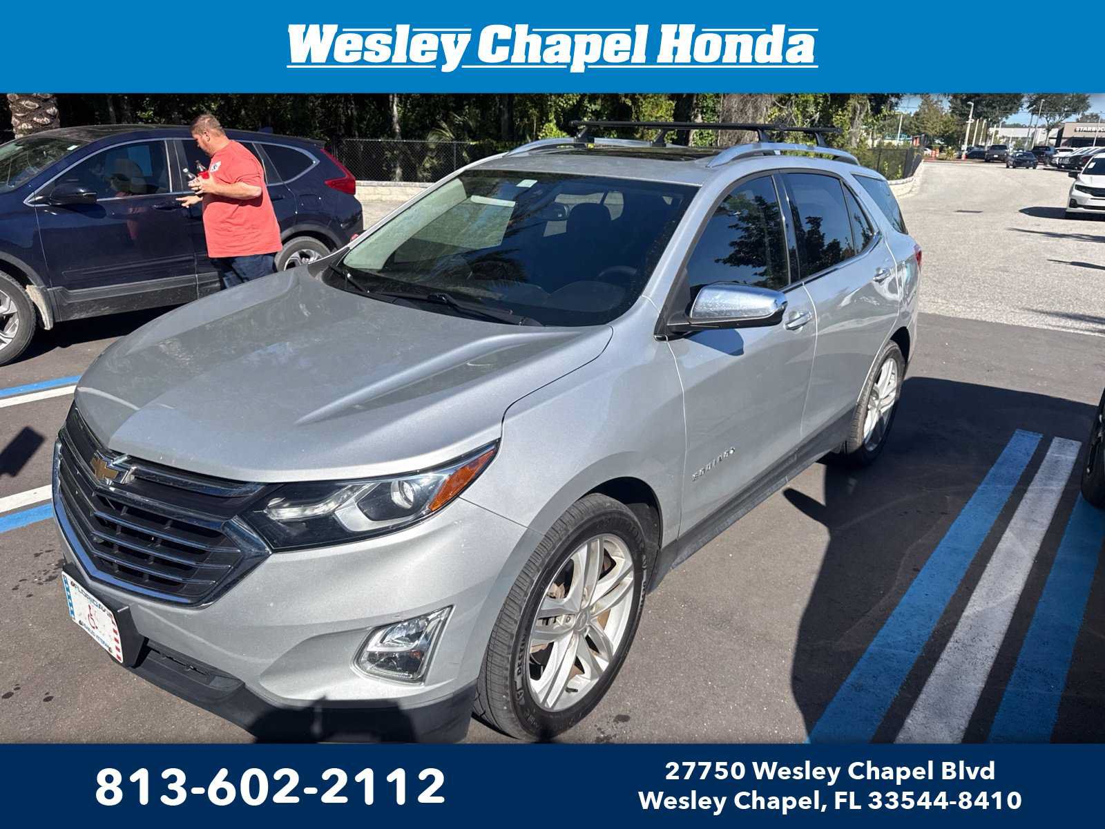 Used 2018 Chevrolet Equinox Premier FWD image 1