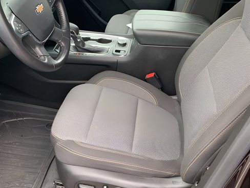 Used 2021 Chevrolet Traverse LT w/ LPO, Floor Liner Package image 19