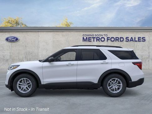 New 2026 Ford Explorer Active image 4