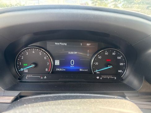 Used 2022 Ford Explorer Limited w/ Hybrid Equipment Group 310A AWD/4WD image 10