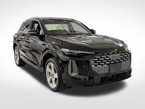 New 2025 Audi Q5 Premium Plus image 7