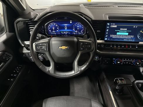Used 2023 Chevrolet Silverado 1500 LTZ w/ LTZ Premium Package AWD/4WD image 11