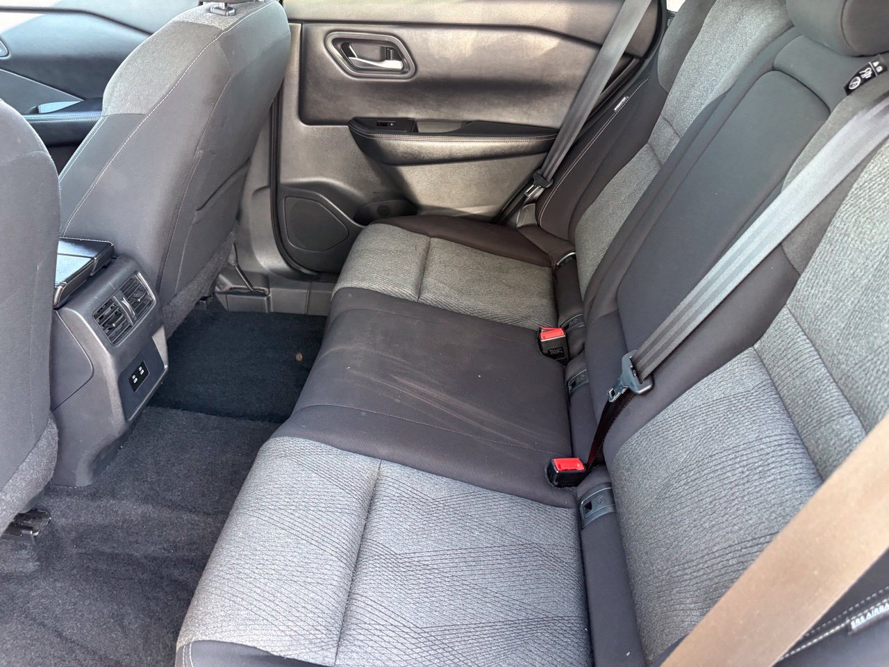 Certified 2024 Nissan Rogue SV AWD/4WD image 18
