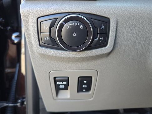 Used 2018 Ford F150 XLT w/ Equipment Group 302A Luxury image 23