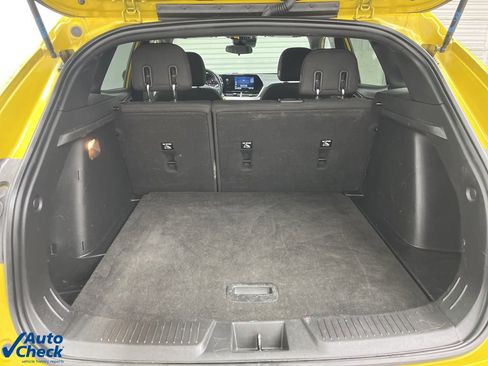 Used 2024 Chevrolet Trax RS w/ Driver Confidence Package image 24