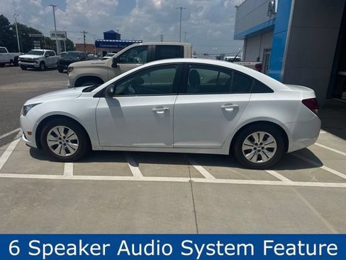 Used 2014 Chevrolet Cruze LS FWD image 8