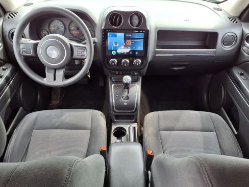 Used 2017 Jeep Patriot Sport w/ Power Value Group FWD image 12
