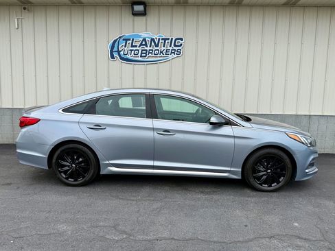 Used 2017 Hyundai Sonata Sport FWD image 3