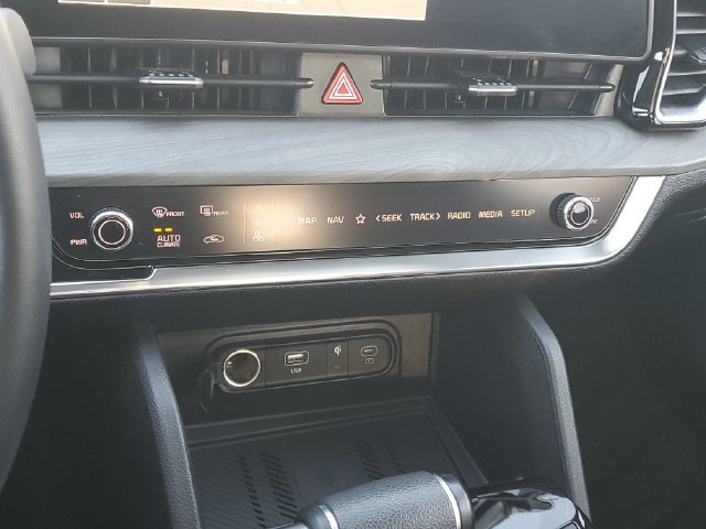 Certified 2024 Kia Sportage X-Line w/ X-Line Premium Package AWD/4WD image 28