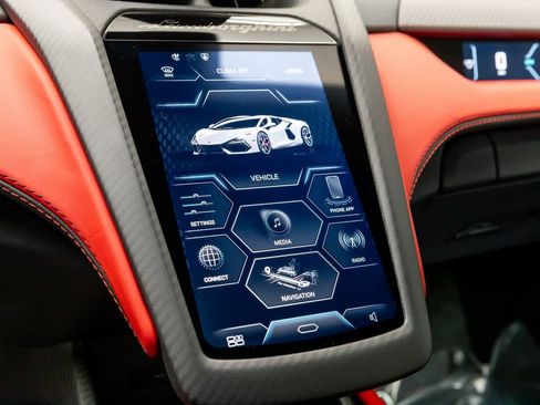 Used 2024 Lamborghini Revuelto image 16