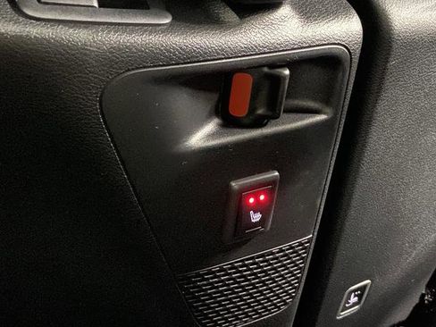 New 2026 Chrysler Pacifica Limited w/ S Appearance Package image 37