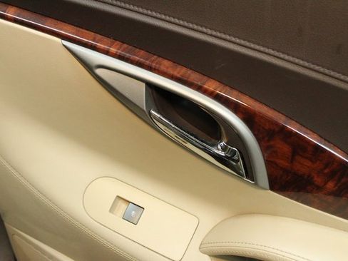 Used 2012 Buick LaCrosse image 13