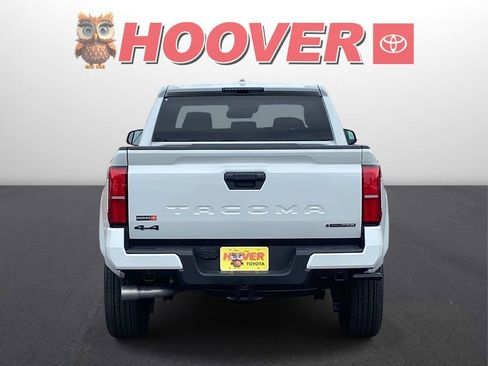 New 2026 Toyota Tacoma TRD Sport image 5