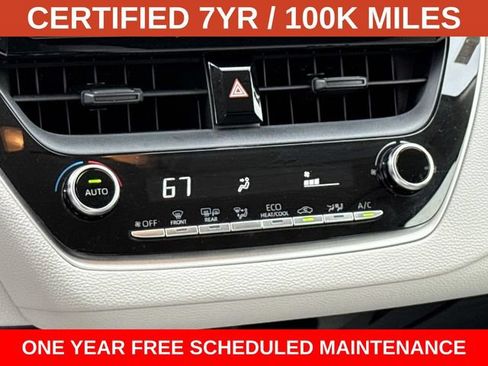 Used 2021 Toyota Corolla LE FWD image 21