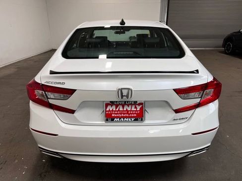 Used 2022 Honda Accord Sport image 4