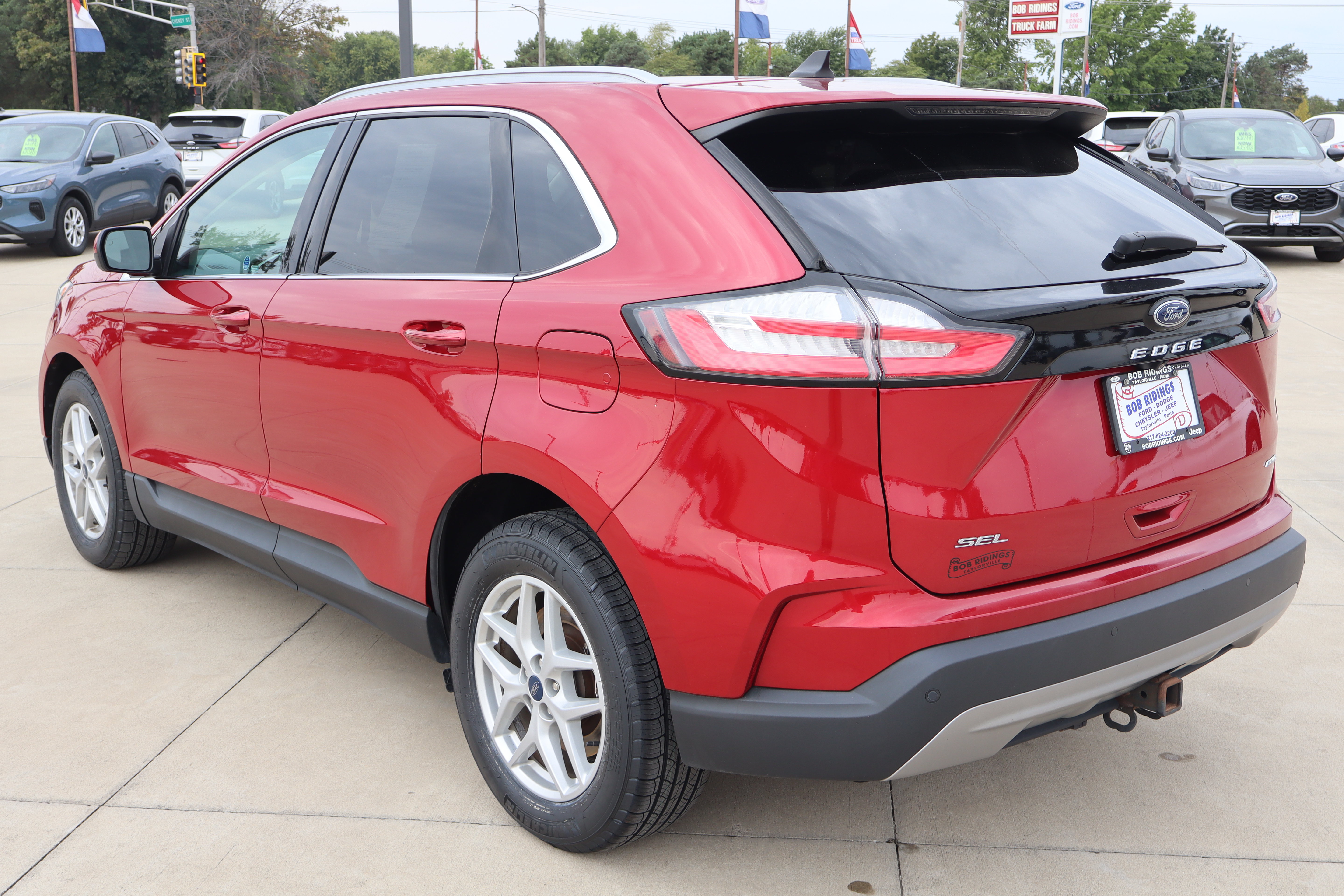 Used 2021 Ford Edge SEL w/ Convenience Package AWD/4WD image 7
