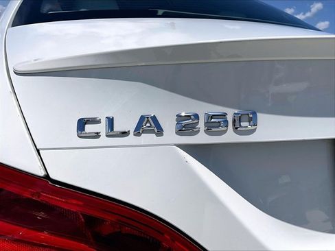 Used 2014 Mercedes-Benz CLA 250 image 30