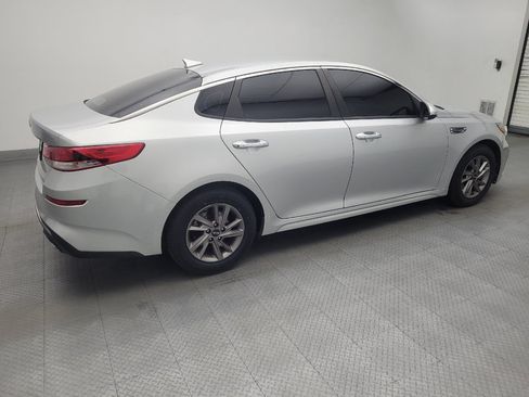 Used 2020 Kia Optima LX FWD image 10