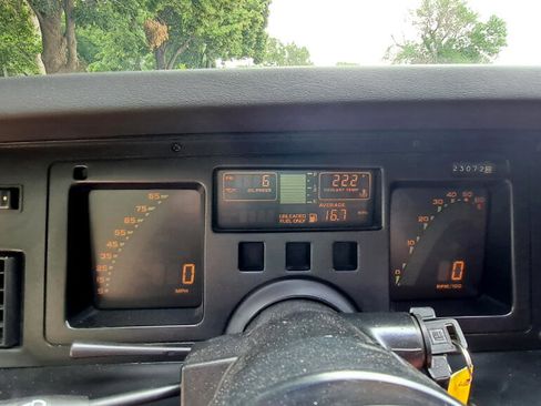 Used 1988 Chevrolet Corvette Coupe image 20