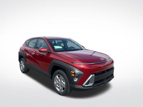 New 2026 Hyundai Kona SE image 8