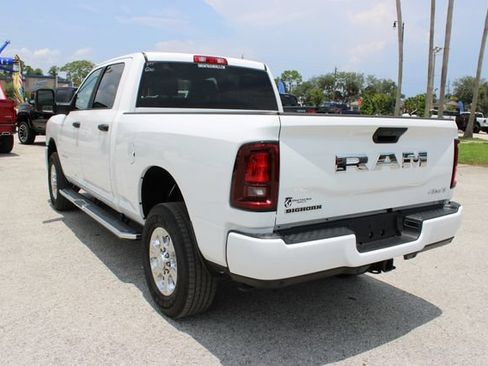 Used 2026 RAM 2500 Big Horn AWD/4WD image 8