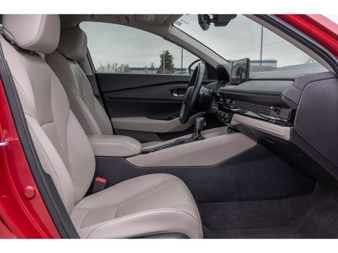 Used 2023 Honda Accord EX-L image 11