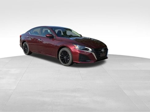 New 2025 Nissan Altima 2.5 SV w/ SV Special Edition Package image 7