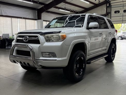 Used 2012 Toyota 4Runner SR5 w/ Premium Pkg AWD/4WD image 3