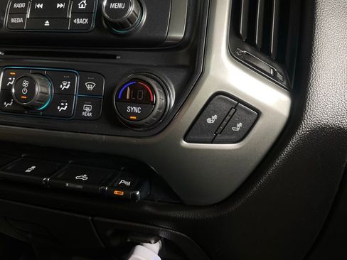 Used 2018 Chevrolet Silverado 1500 LT w/ All Star Edition image 34