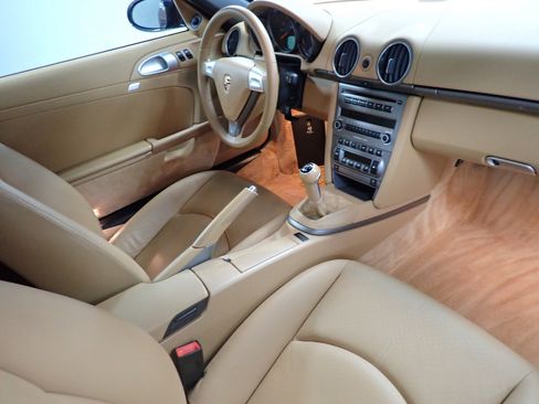 Used 2007 Porsche Boxster image 6
