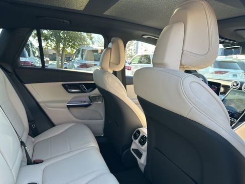 New 2026 Mercedes-Benz GLC 300 4MATIC image 27