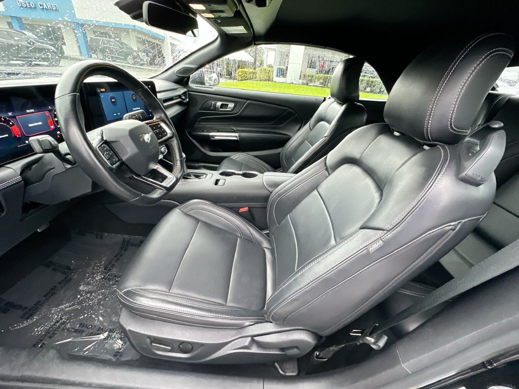 Used 2025 Ford Mustang Premium RWD image 20