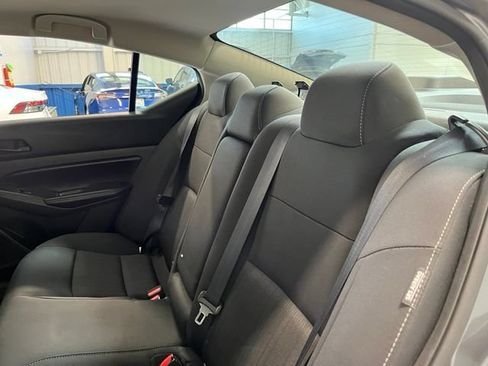 Used 2024 Nissan Altima 2.5 SV FWD image 19