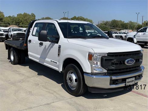 Used 2021 Ford F350 XL w/ Power Equipment Group image 3