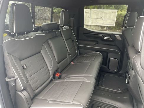 New 2026 GMC Sierra 1500 AT4X AWD/4WD image 28