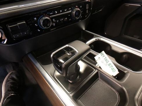 Used 2024 Chevrolet Silverado 1500 High Country w/ Technology Package image 18