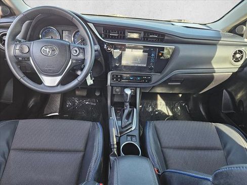 Used 2017 Toyota Corolla SE image 15