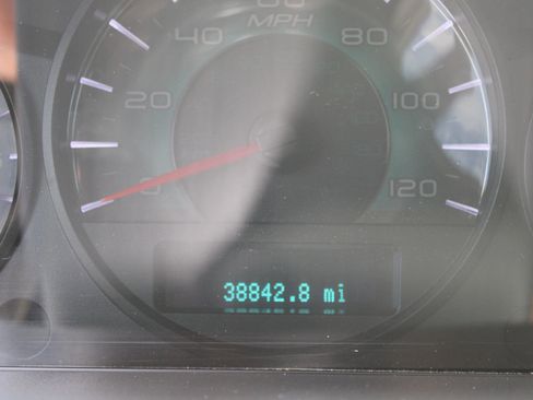 Used 2011 Ford Fusion SE w/ 202A Rapid Spec Order Code FWD image 16