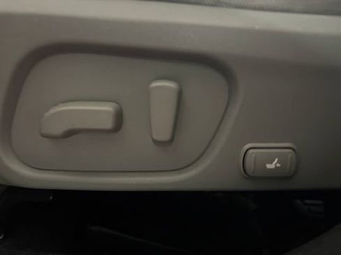 Used 2015 Subaru Forester 2.5i Premium w/ All-Weather Package image 8