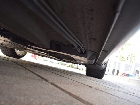 Used 2000 Porsche 911 Carrera 4 image 98