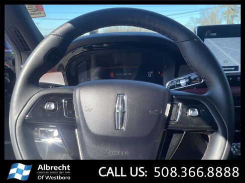 Used 2023 Lincoln Corsair Reserve w/ Equipment Group 201A AWD/4WD image 26