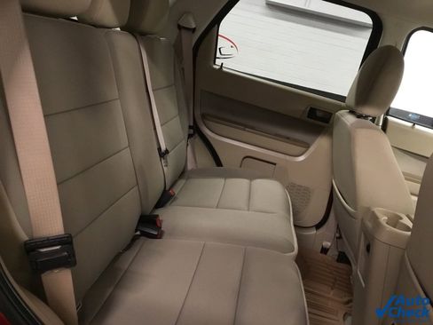 Used 2011 Ford Escape XLT image 35