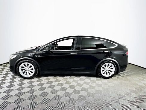 Used 2018 Tesla Model X 100D image 4