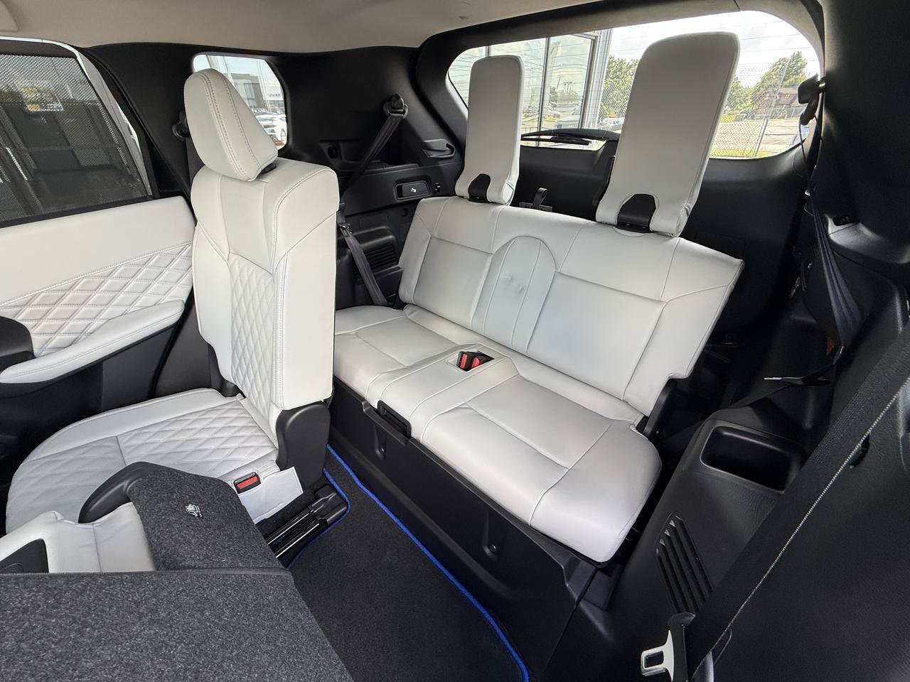 Used 2025 Mitsubishi Outlander SEL AWD/4WD image 41