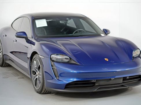 Used 2022 Porsche Taycan image 57